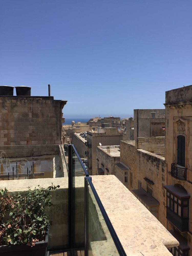 فندق Palais Le Brun فاليتا المظهر الخارجي الصورة